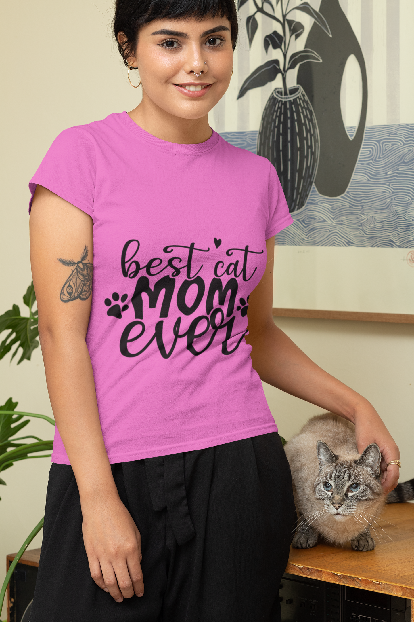 Best Cat Mom Ever | Feline-Fine Tee for Proud Cat Moms | Cat Lovers Tshirt For Women